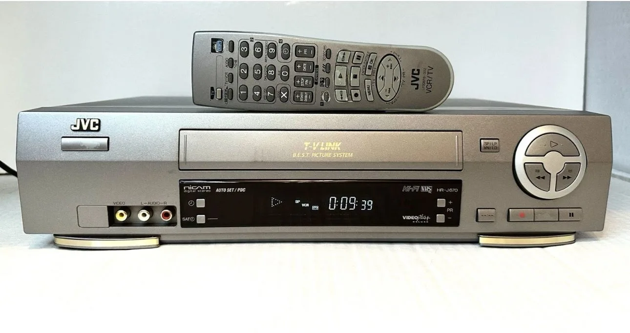 JVC HR-J670EK - Image 9