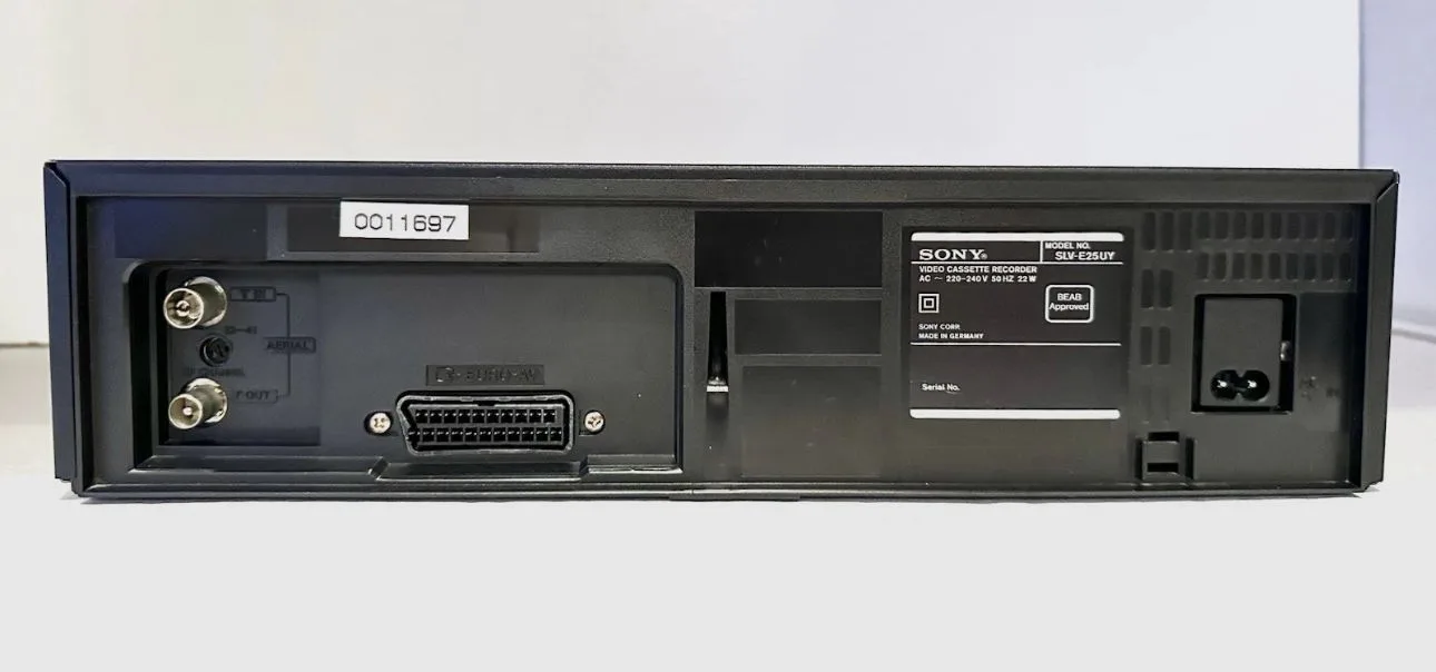 Sony SLV-E25 - Image 11